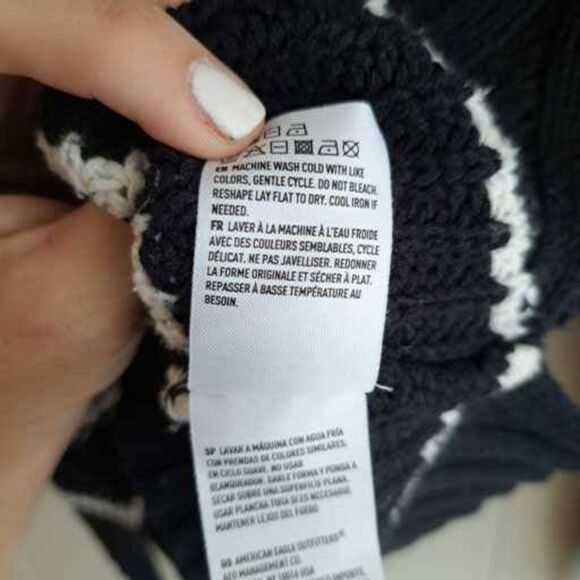 American Eagle Women's Rib-Knit Stripes Long Sleeves Sweater Black White Size XS - Picture 6 of 6